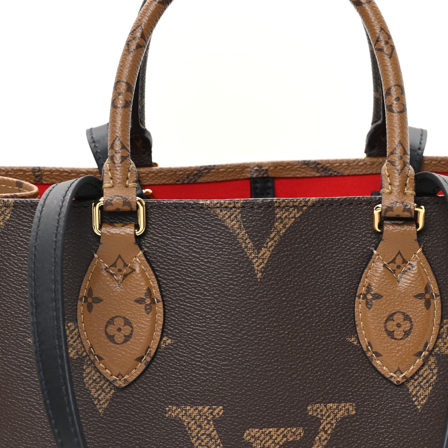 Reverse Monogram Giant Onthego MM