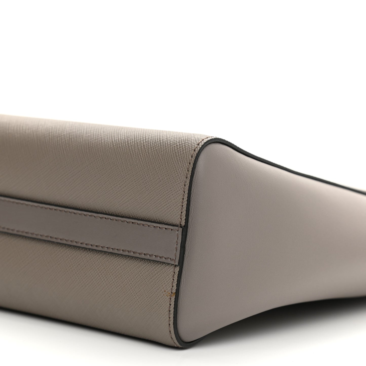 Saffiano Metal Top Handle Argilla