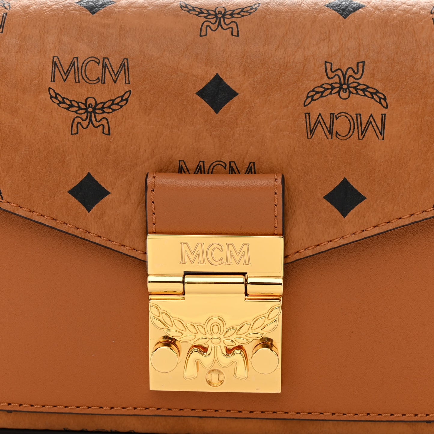Visetos Small Millie Crossbody Belt Bag Cognac