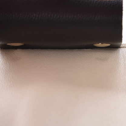 Gucci Monogram Britt 6 Key Holder Case White 8 of 10
