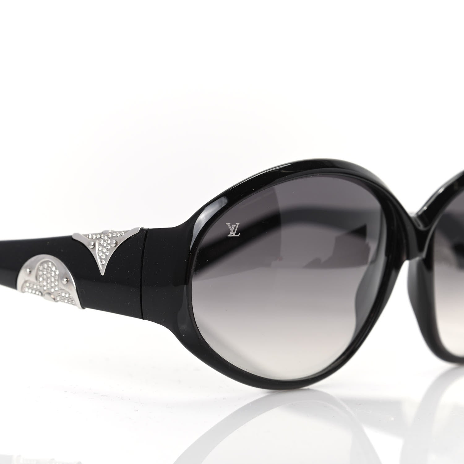Louis Vuitton Iris PM Sunglasses Z0265W Black 8 of 9