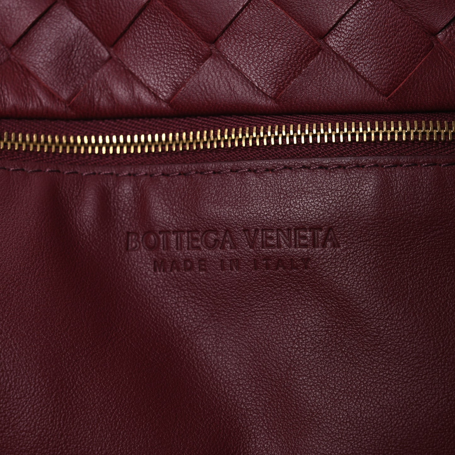 Nappa Intrecciato Medium Garda Bag Dark Red