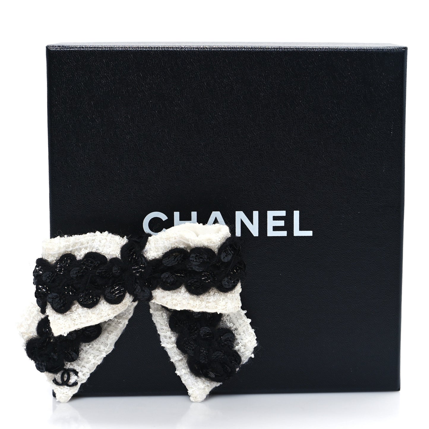 Lace CC Bow Brooch Black White