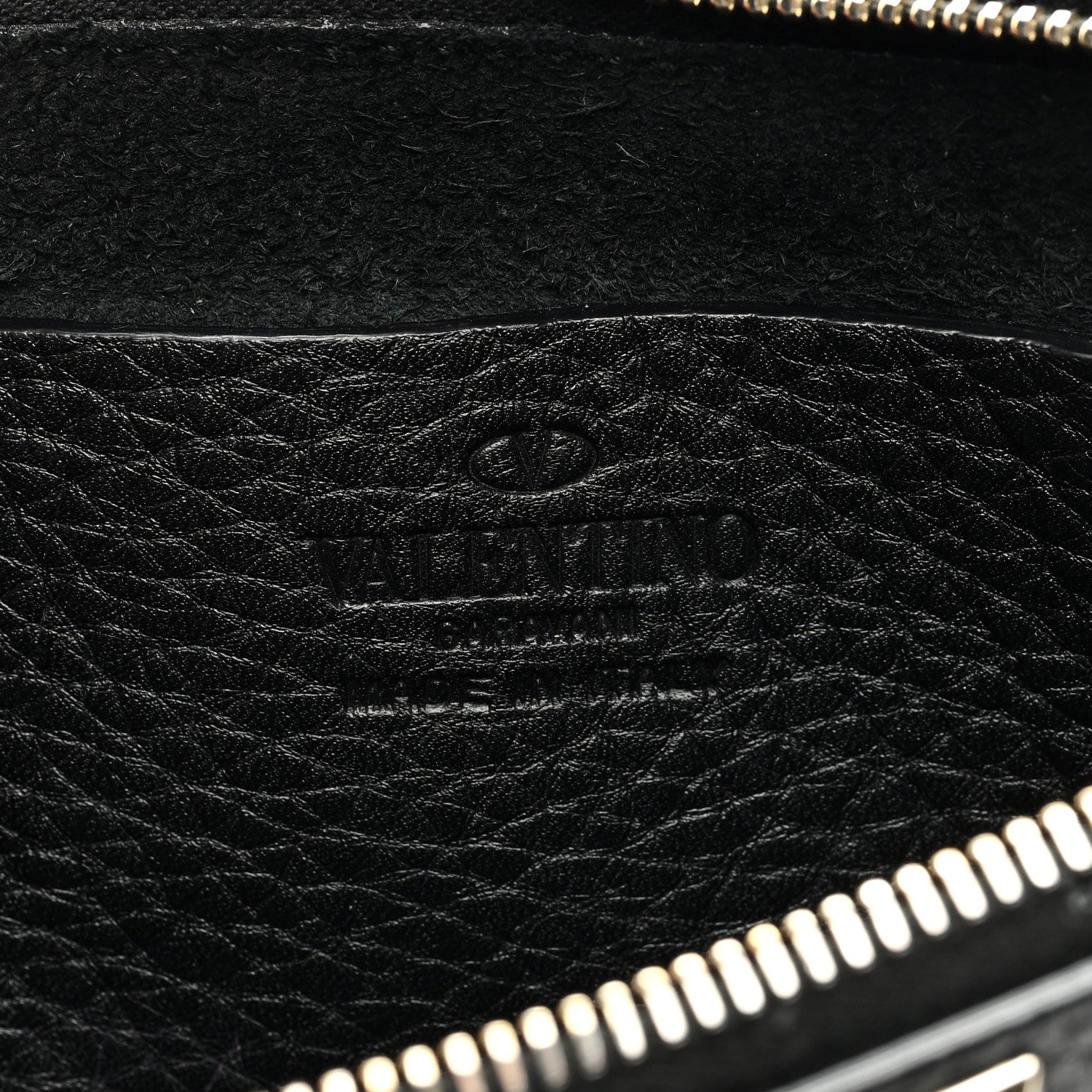 Valentino Garavani Pebbled Calfskin Rockstud Small Chain Shoulder Bag Black 7 of 9