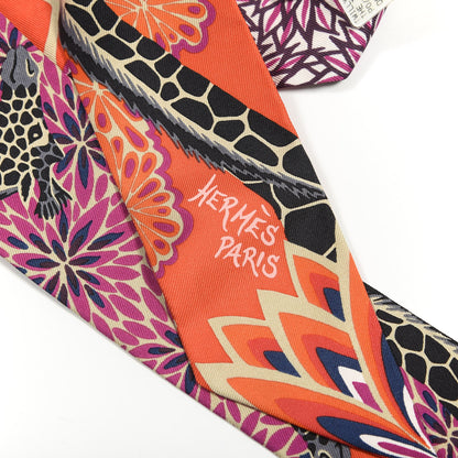 Hermes Silk The Three Graces Twilly Vermillion Fuchsia 2 of 4
