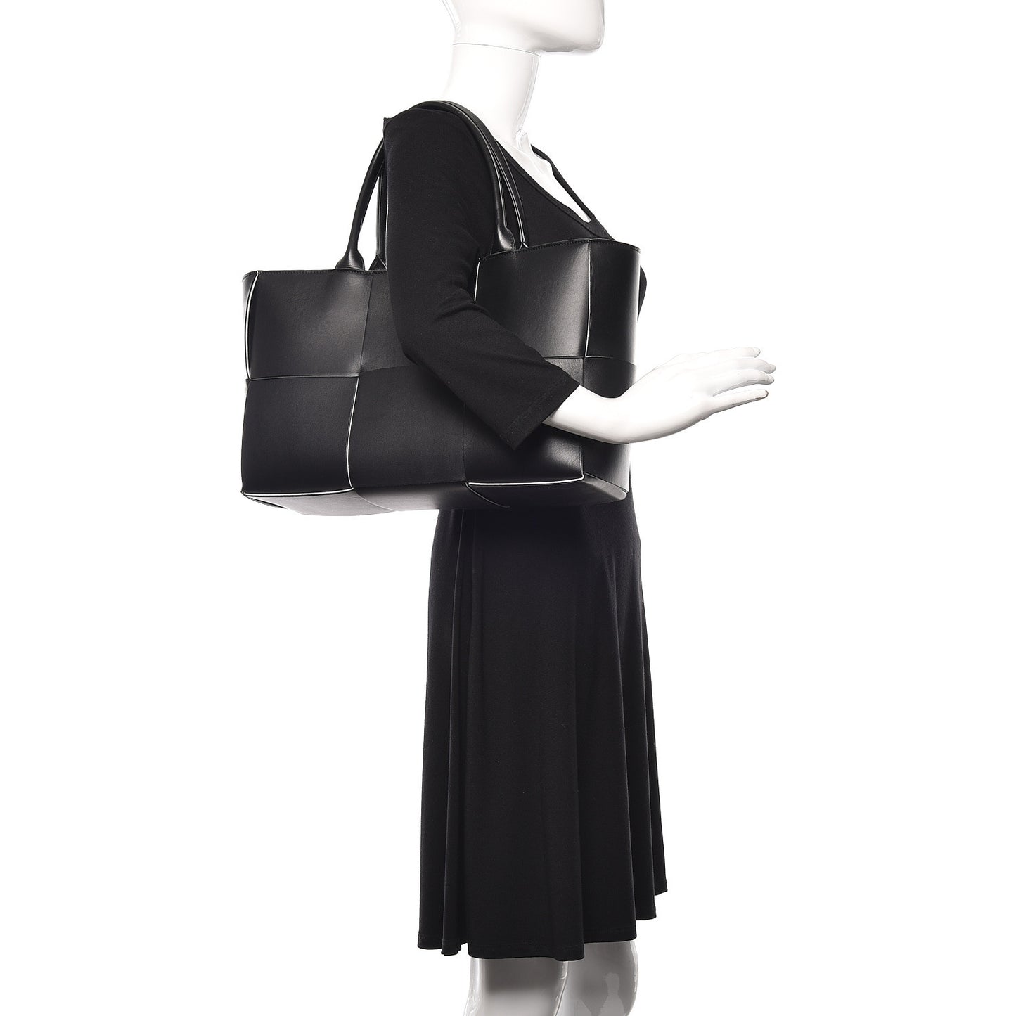 Nappa Maxi Intrecciato Medium Arco Tote Black White