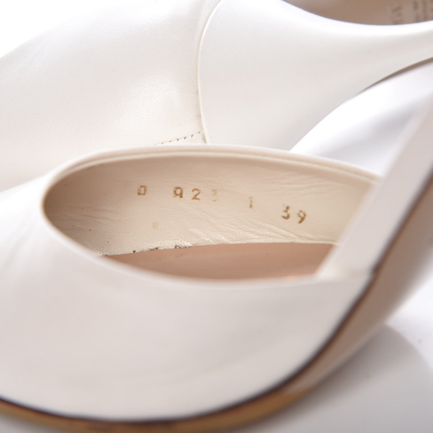 Nappa Love Latch Ankle Wrap 100mm Pumps 39 Light Ivory