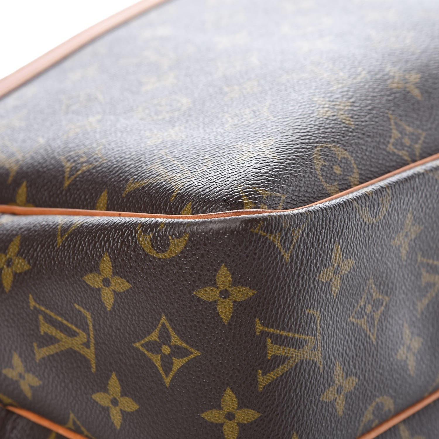 Louis Vuitton Monogram Reporter GM 16 of 17
