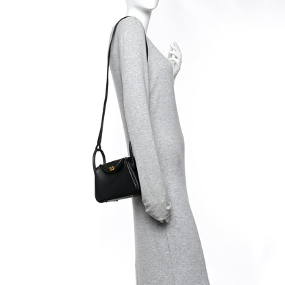 Hermes Taurillon Clemence Mini Lindy 20 Black 2 of 11