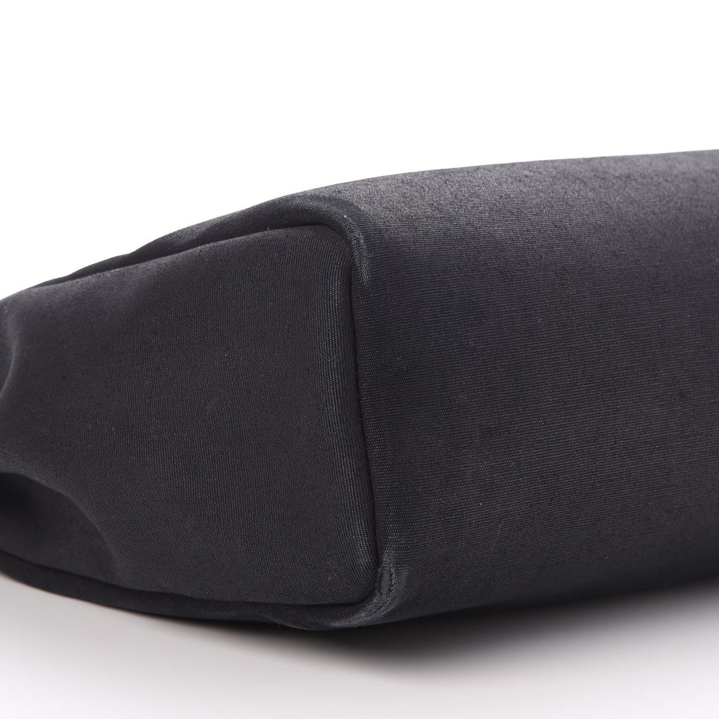 Toile Vache Calfskin Herbag 30 PM Black Natural