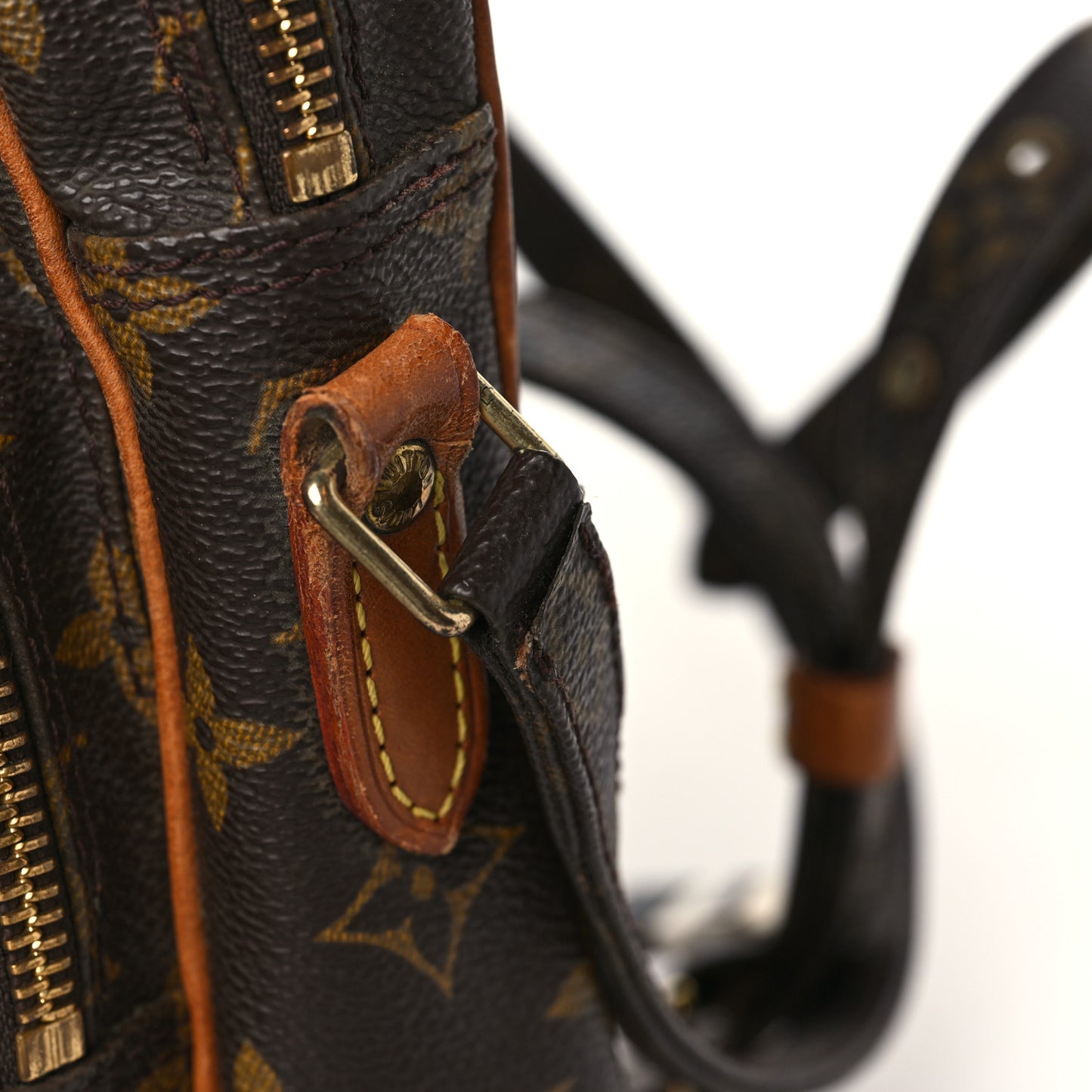 Monogram Amazone
