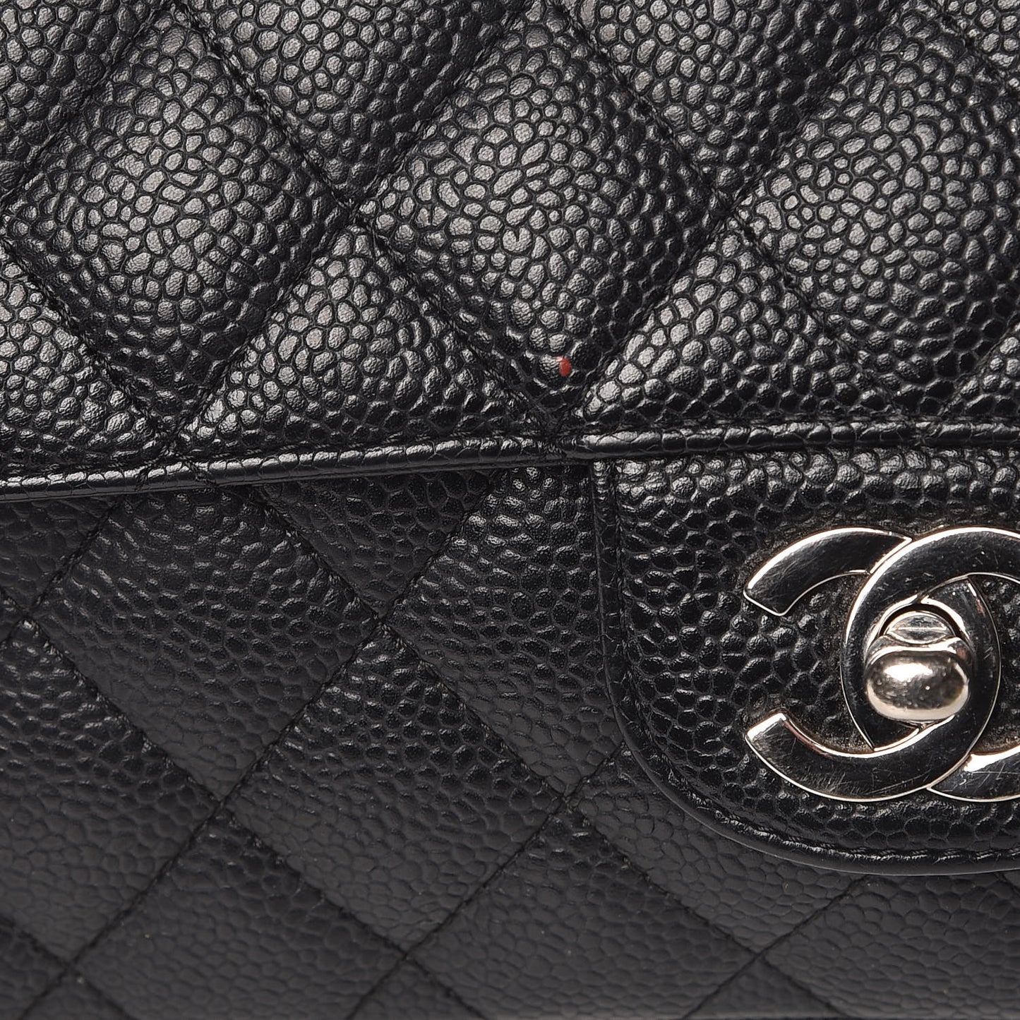 Caviar Quilted East West Flap Bijoux Chain Black