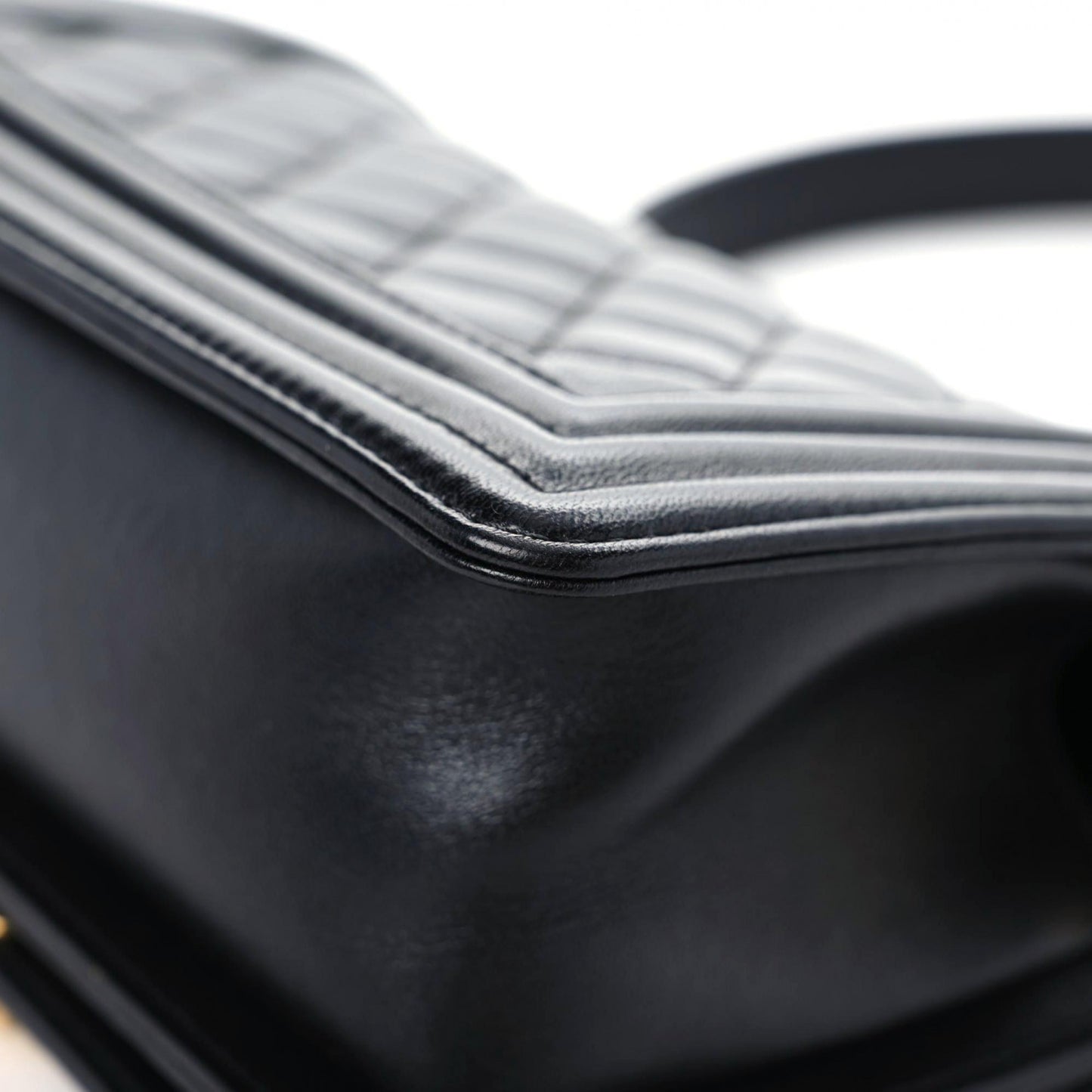 Lambskin Quilted Small Boy Flap Black