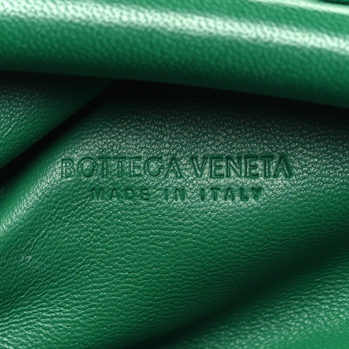 Nappa Intrecciato The Mini Pouch Racing Green