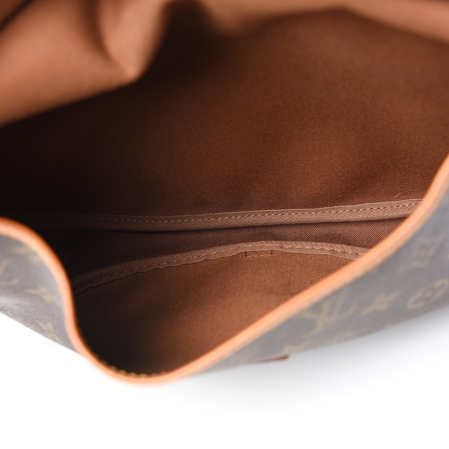 Monogram Saumur 30