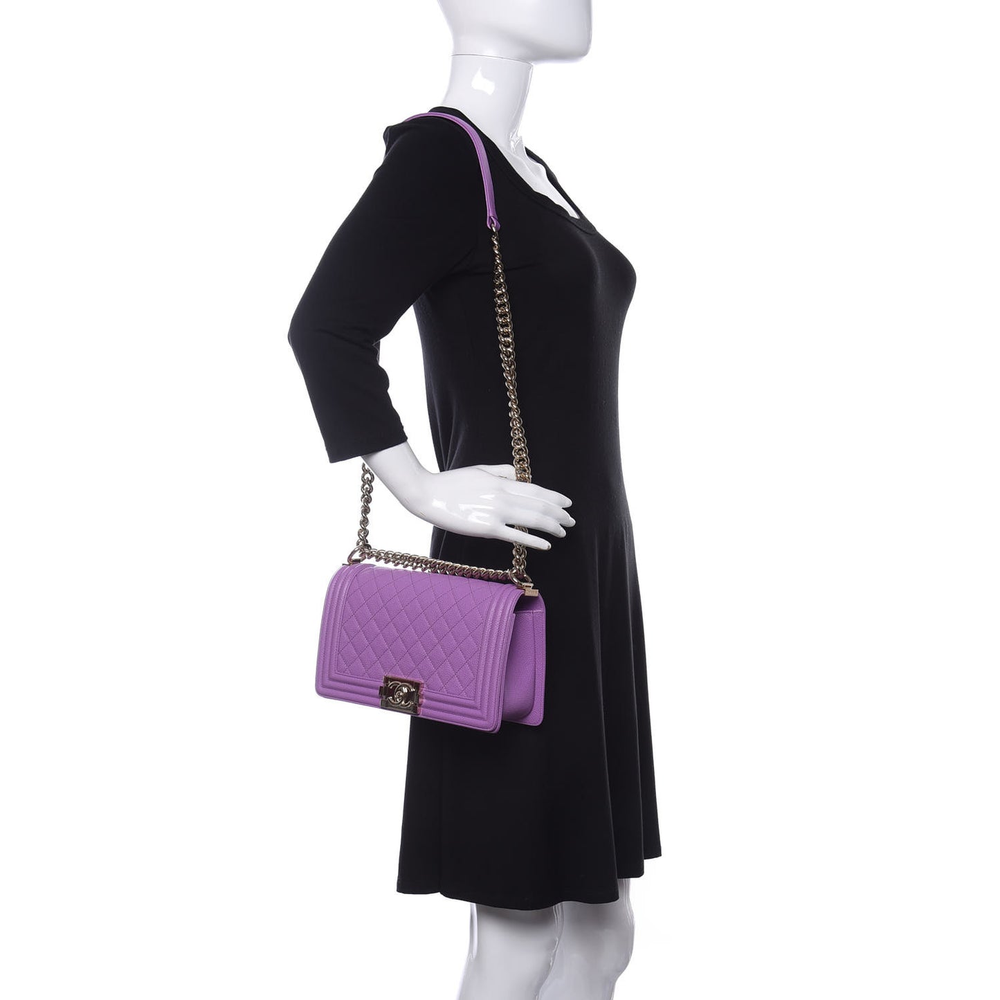 Caviar Quilted Medium Boy Flap Purple