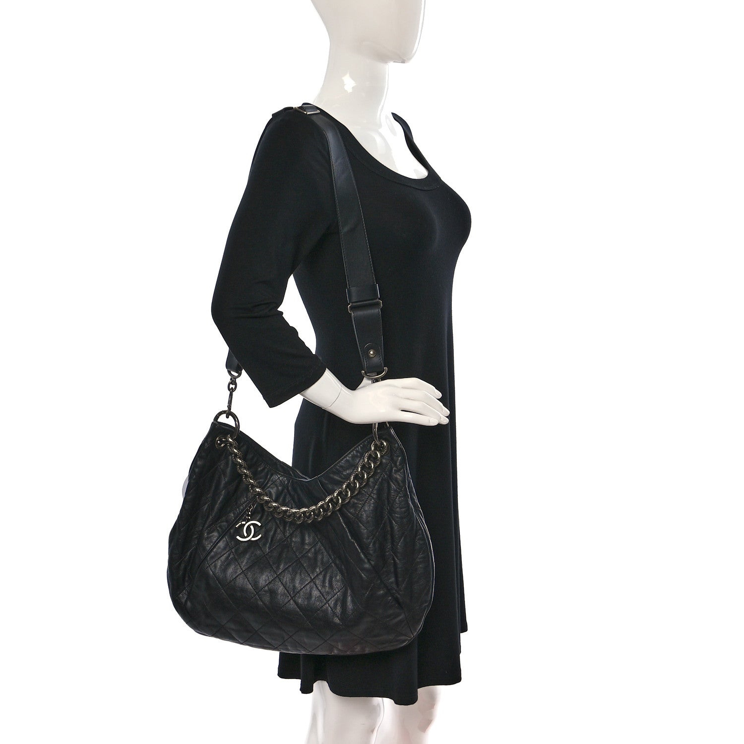 Chanel Calfskin Coco Pleats Hobo Black 2 of 9