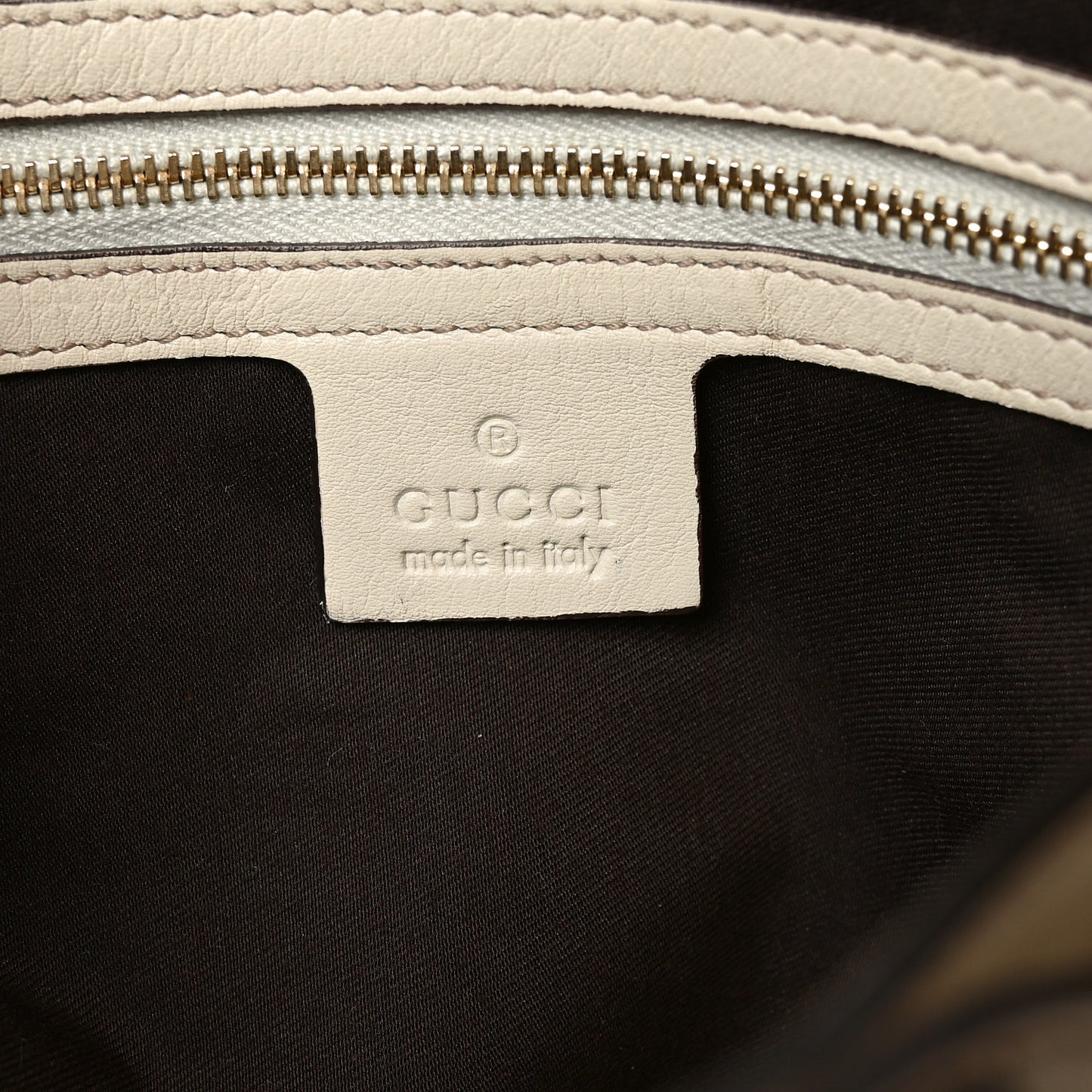 Monogram Large Wave Hobo Off White