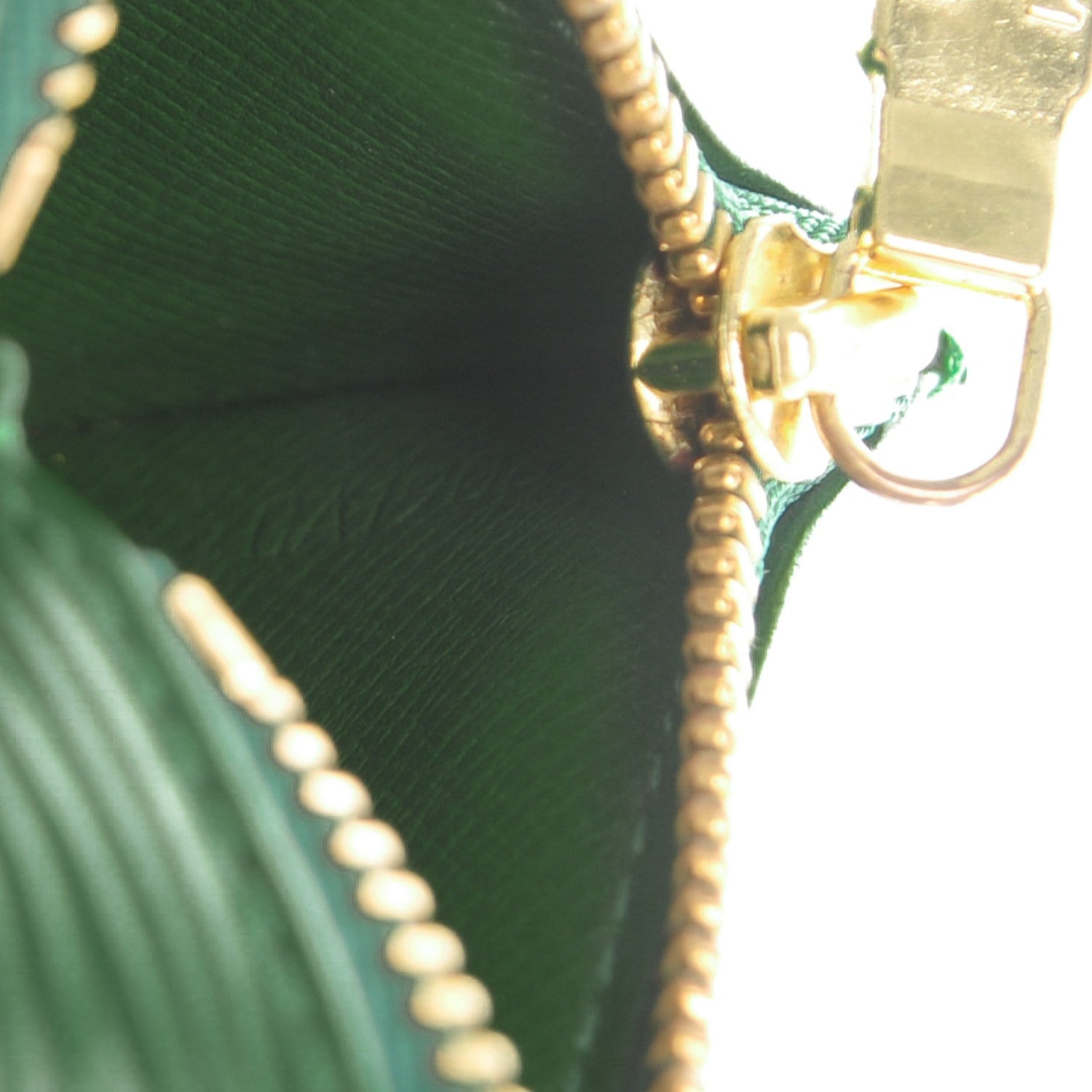 Louis Vuitton Epi Key Pouch Borneo 7 of 7