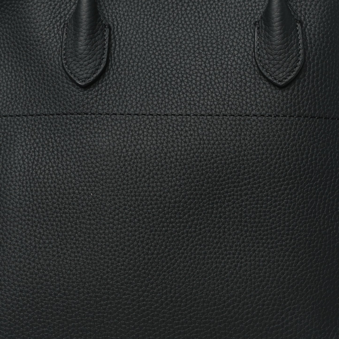 Matte Grained Calfskin Soft Margaux 15 Black