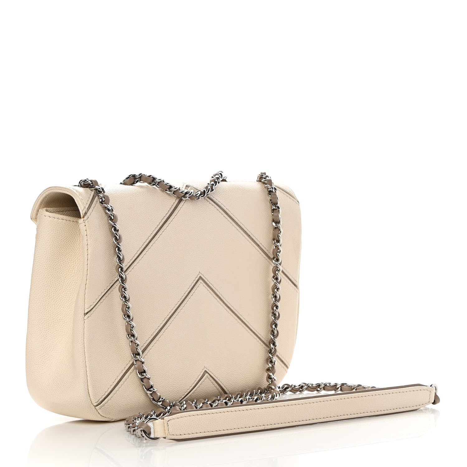 Chanel Caviar Macro Chevron Single Flap White 3 of 17