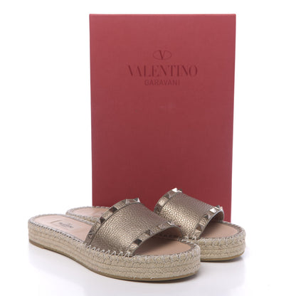 Valentino Garavani Metallic Grained Calfskin Rockstud Espadrille Flat Slide Sandals 39 Skin Natural 9 of 9