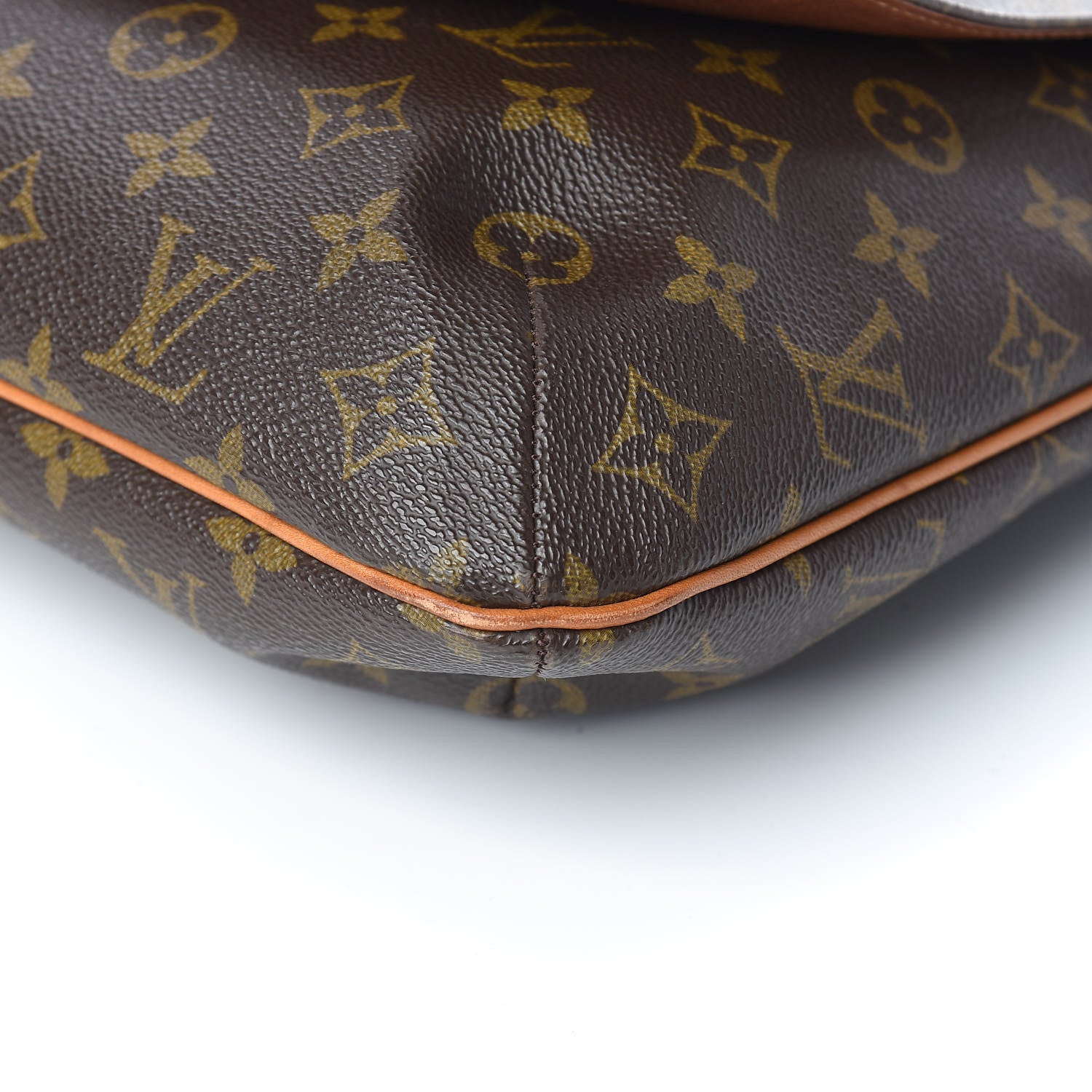 Louis Vuitton Monogram Musette GM 6 of 13