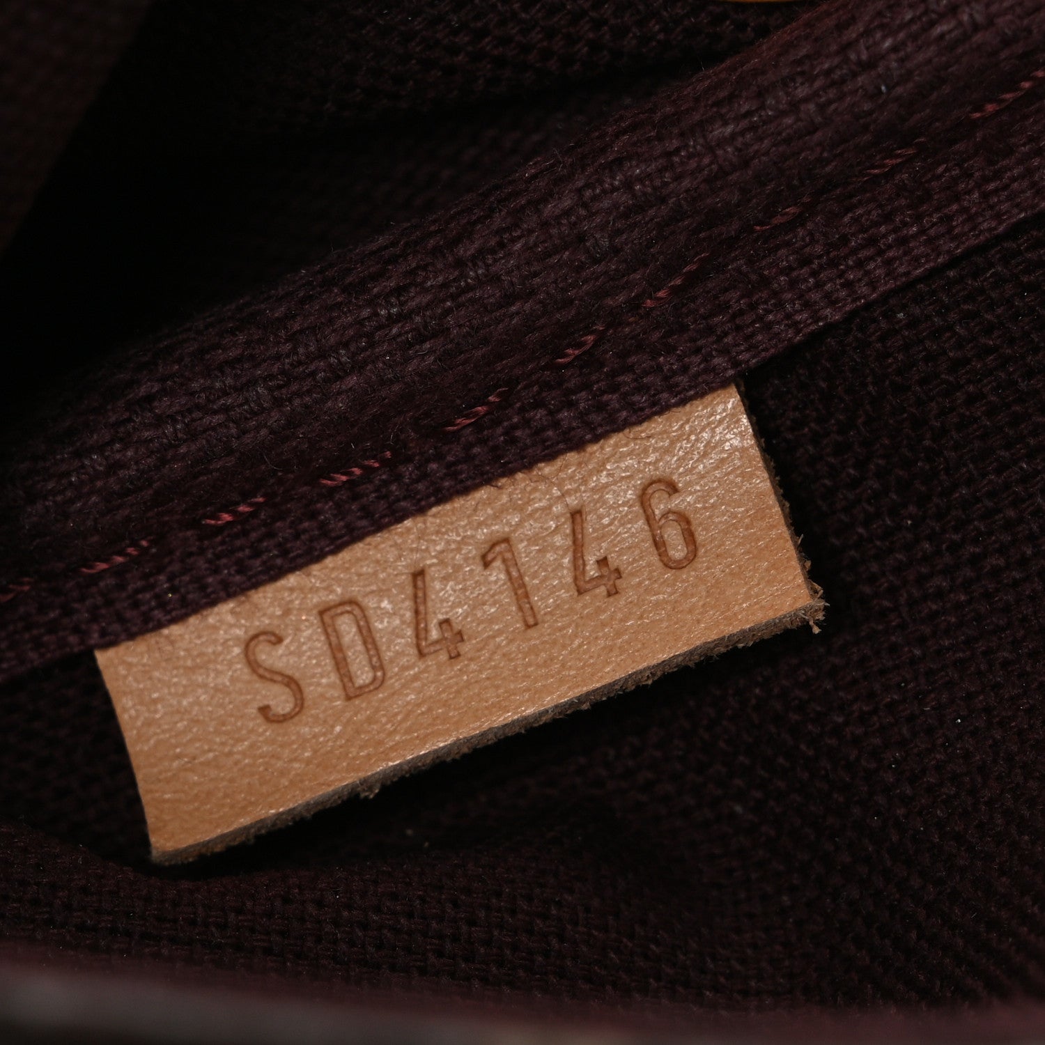 Louis Vuitton Monogram Favorite PM 8 of 13