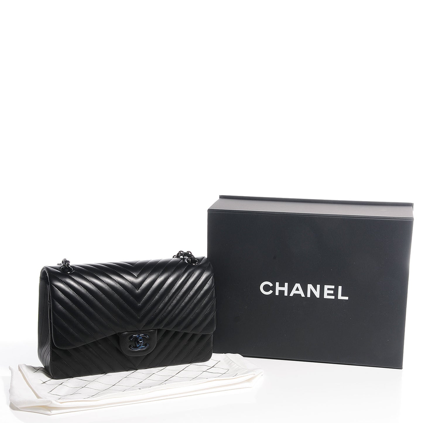 Lambskin Chevron Jumbo Double Flap Black