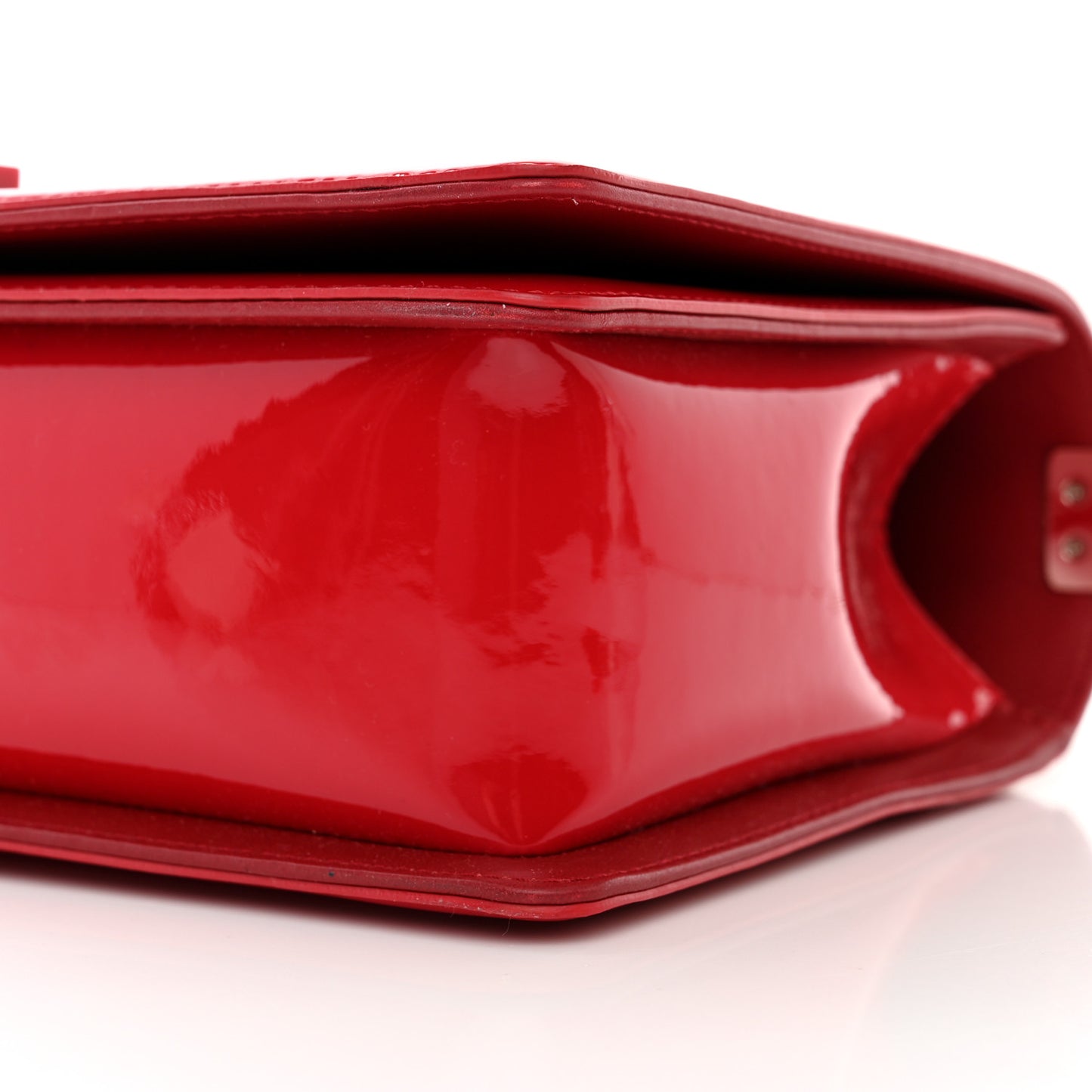 Patent Calfskin New Medium Plexiglass Boy Flap Red