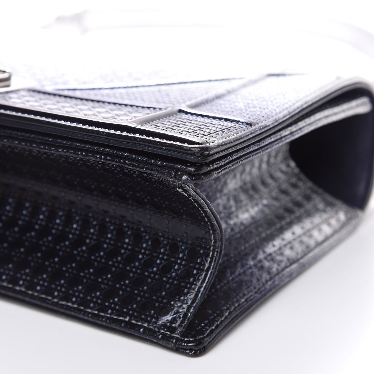 Metallic Patent Micro-Cannage Gradient Medium Diorama Flap Bag Silver Blue