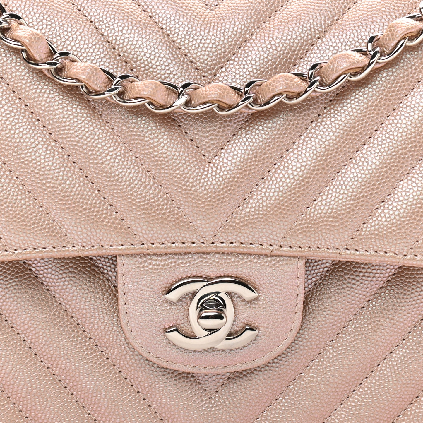 Metallic Caviar Chevron Quilted Medium Double Flap Light Gold