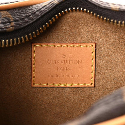 Louis Vuitton Monogram Loop 6 of 8