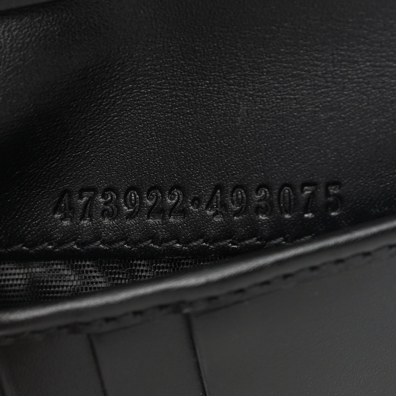 Gucci Guccissima Signature Dorian Bi-Fold Wallet Black 7 of 10