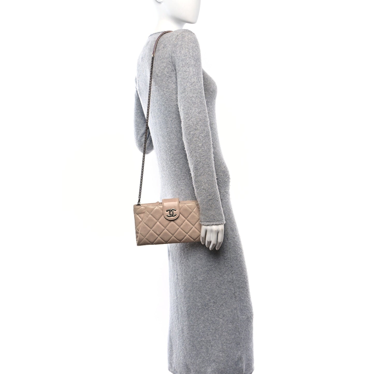 Glazed Calfskin Quilted Coco Pleats Chain Clutch Light Pink