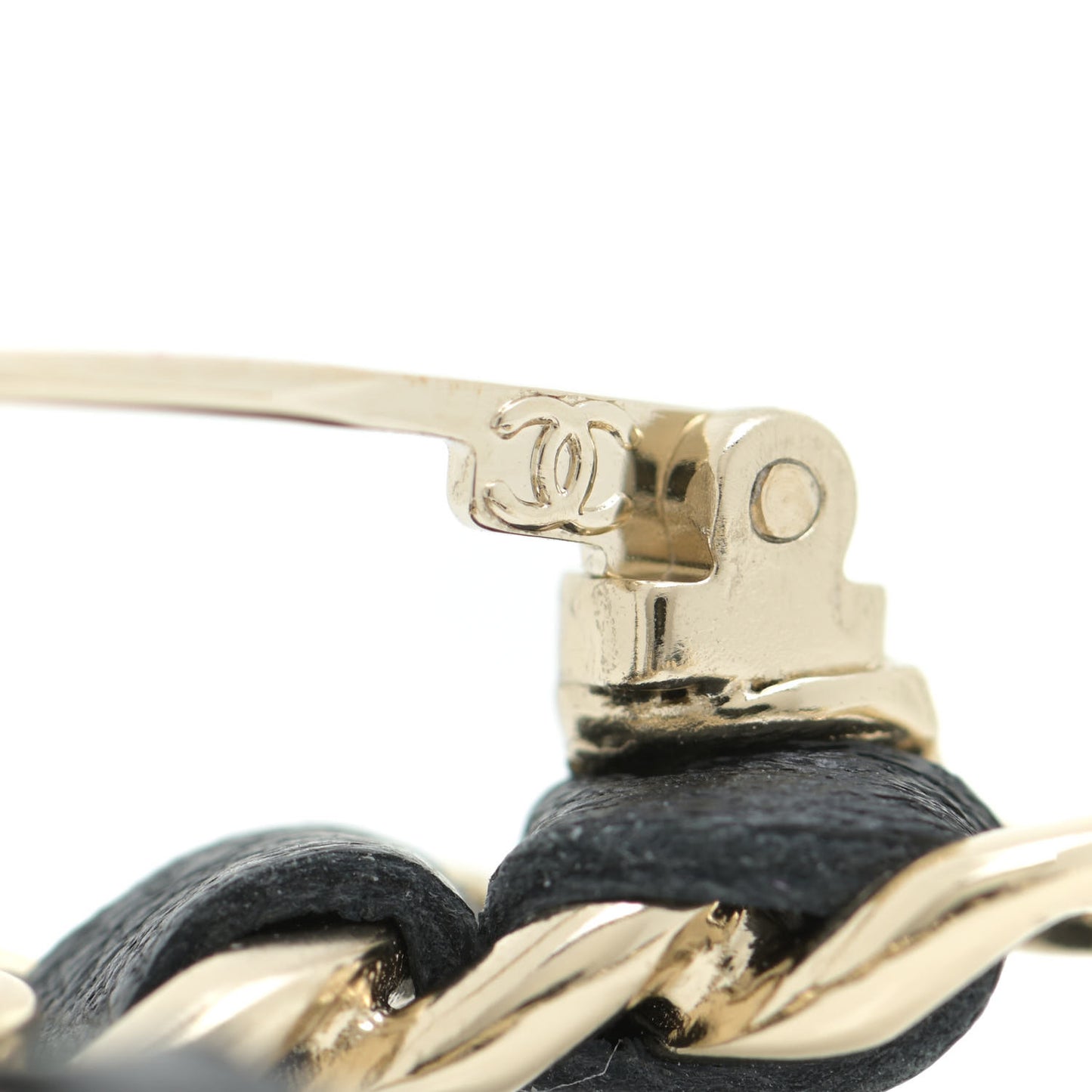 Lambskin Chain CC Brooch Black Gold