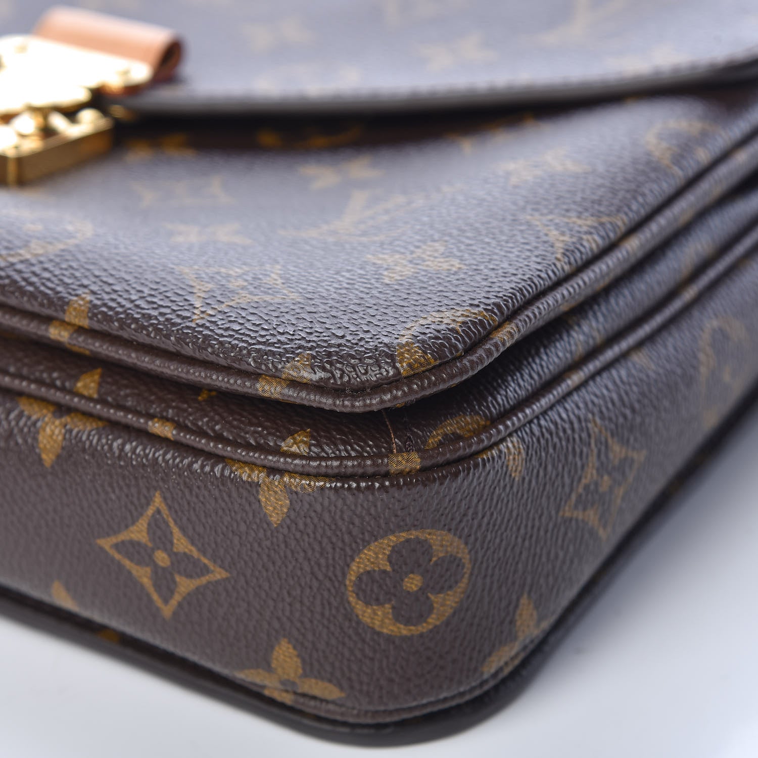 Louis Vuitton Monogram Pochette Metis 9 of 12