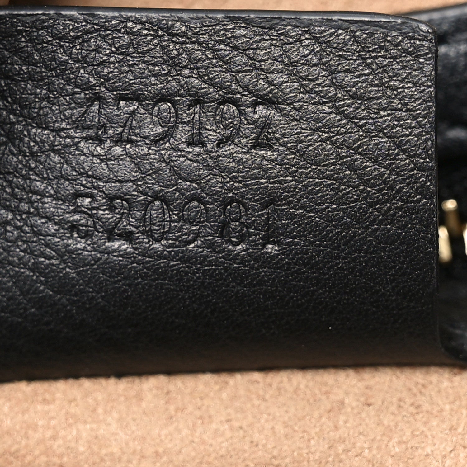 Gucci GG Supreme Monogram Medium Padlock Tote Black 7 of 10