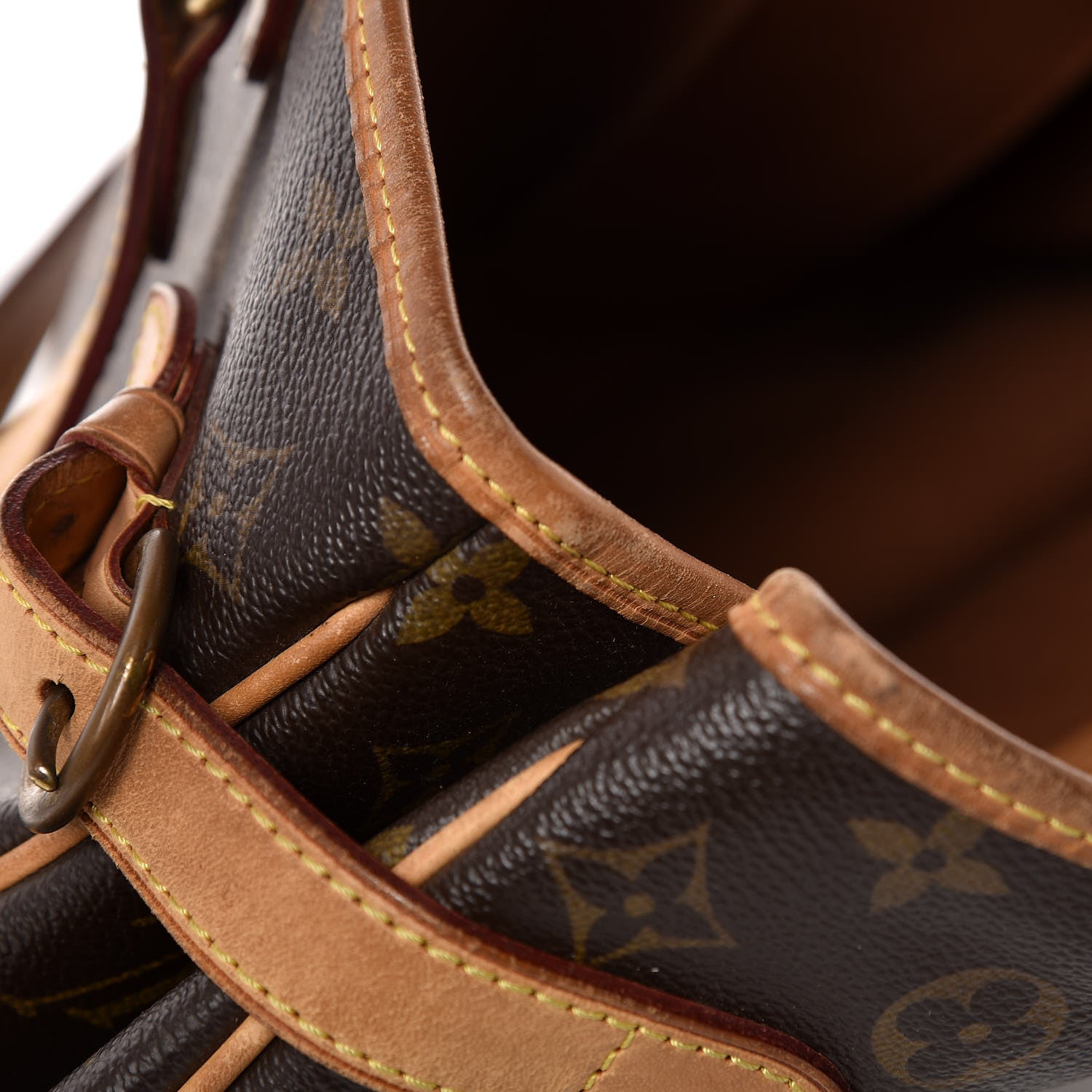 Louis Vuitton Monogram Batignolles Horizontal 9 of 12