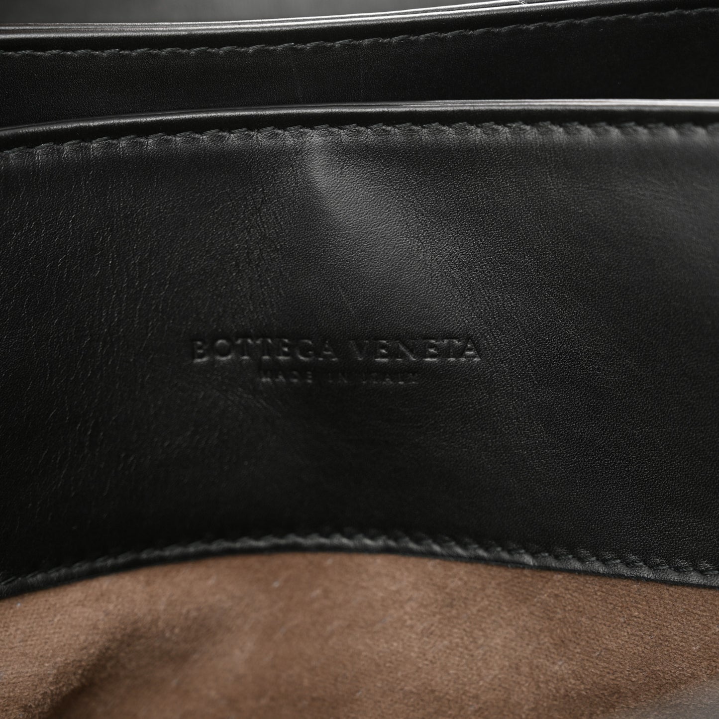 Nappa Intrecciato Medium Roma Tote Black
