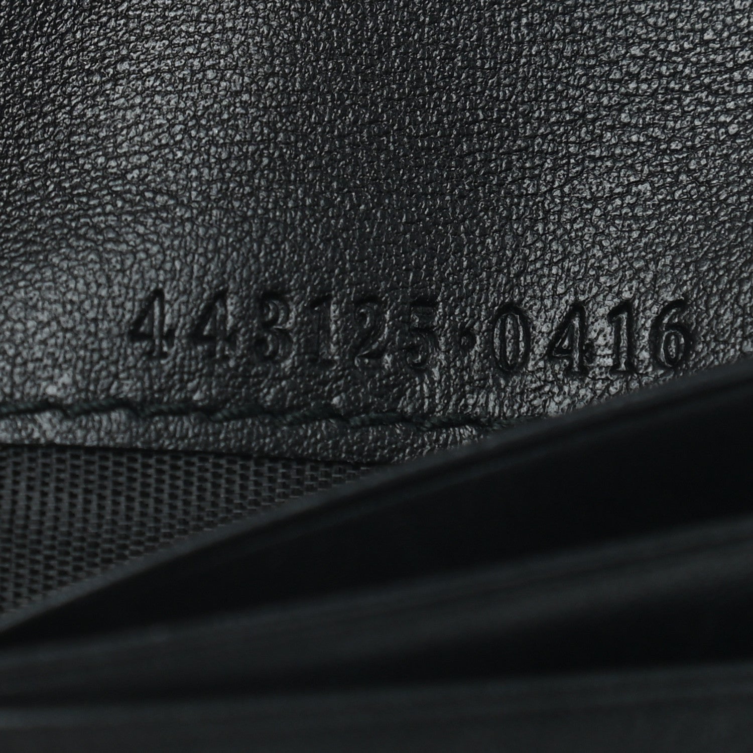 Gucci Calfskin Matelasse GG Marmont Card Case Black 7 of 7
