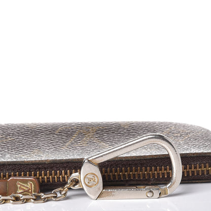 Louis Vuitton Monogram Key Pouch 8 of 9