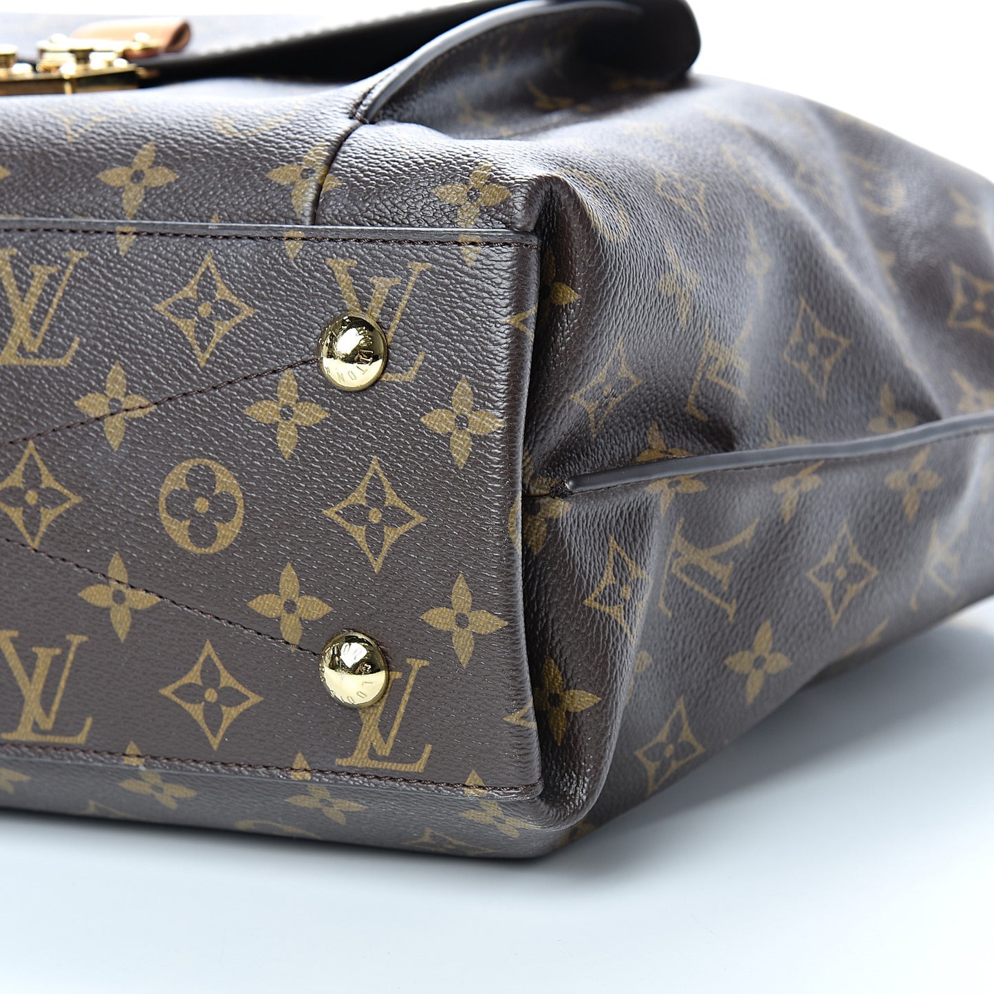 Monogram Metis