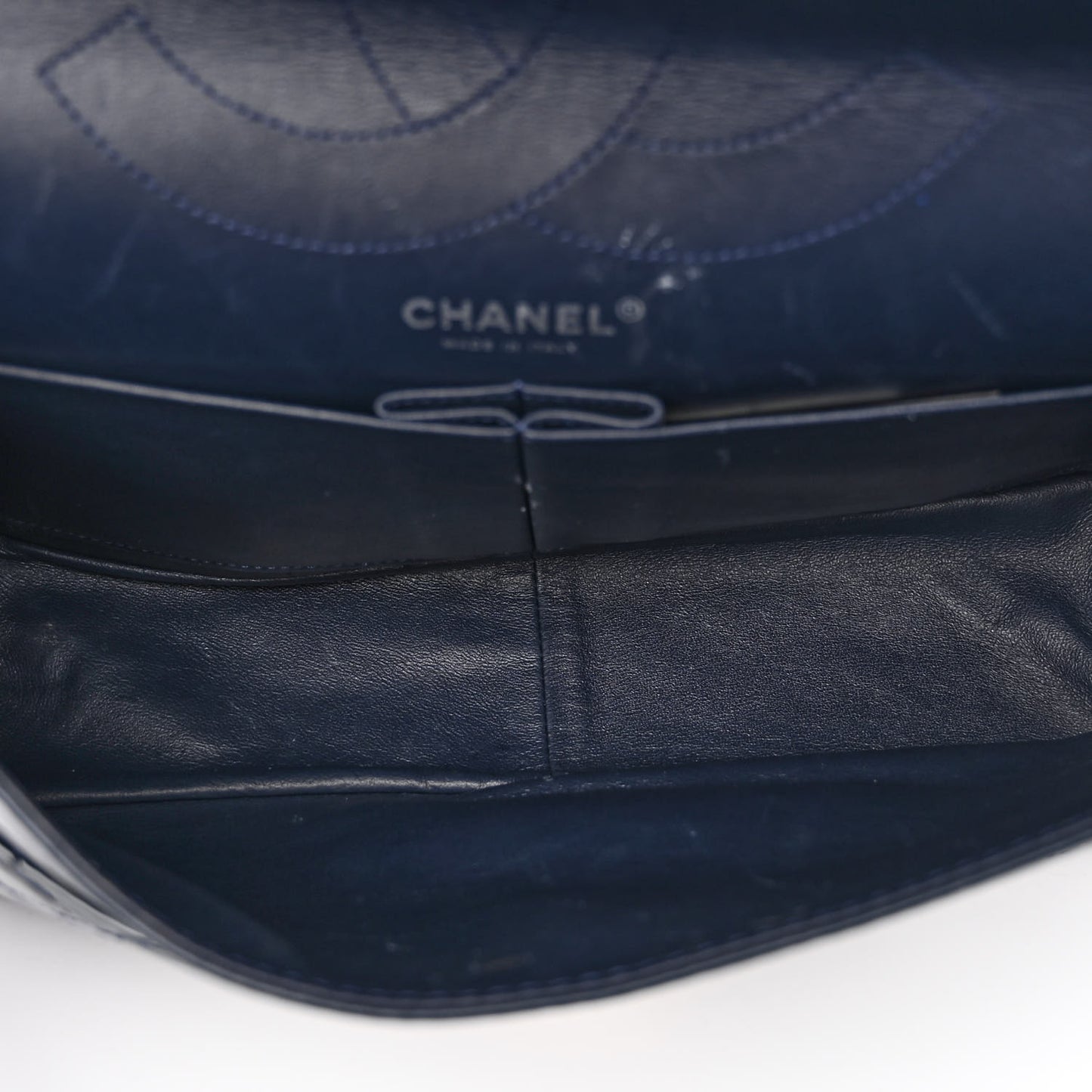 Distressed Patent Quilted 2.55 Reissue 227 Flap Dark Blue
