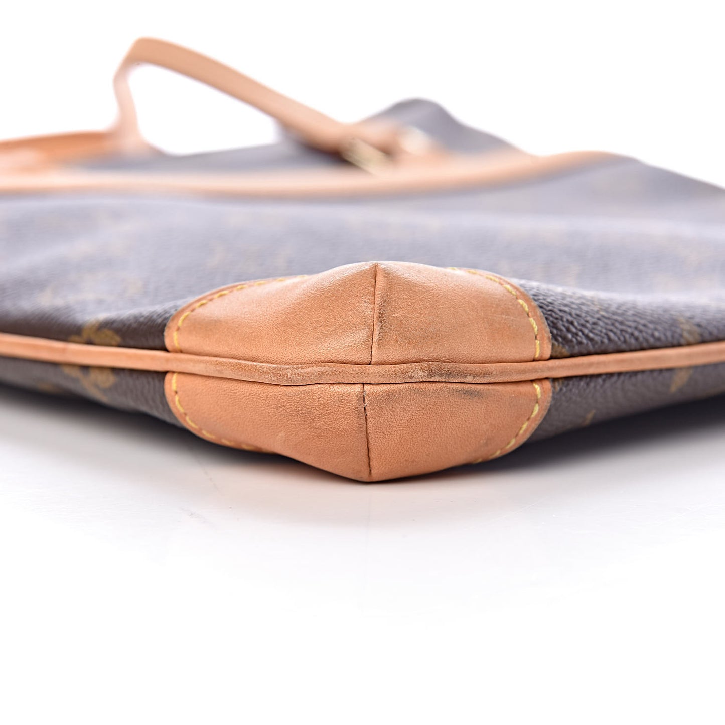 Monogram Sac Coussin GM