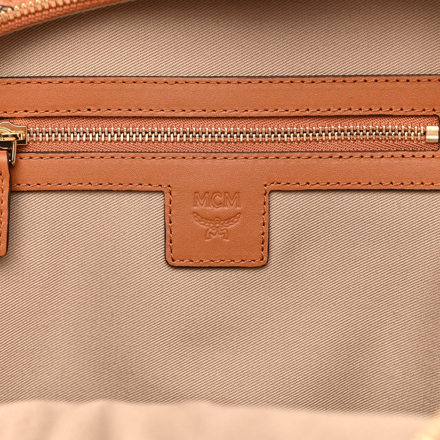 Visetos Klassik Small Sling Bag Cognac