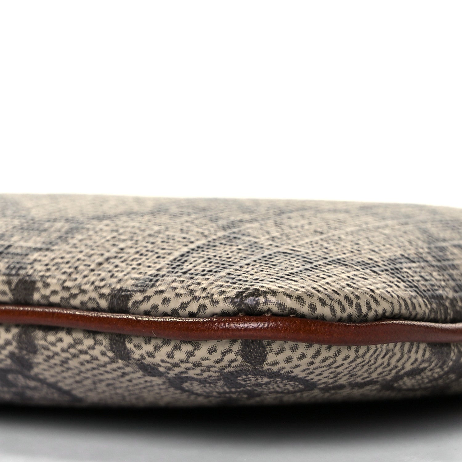 Gucci GG Supreme Monogram Key Case Brown 9 of 10