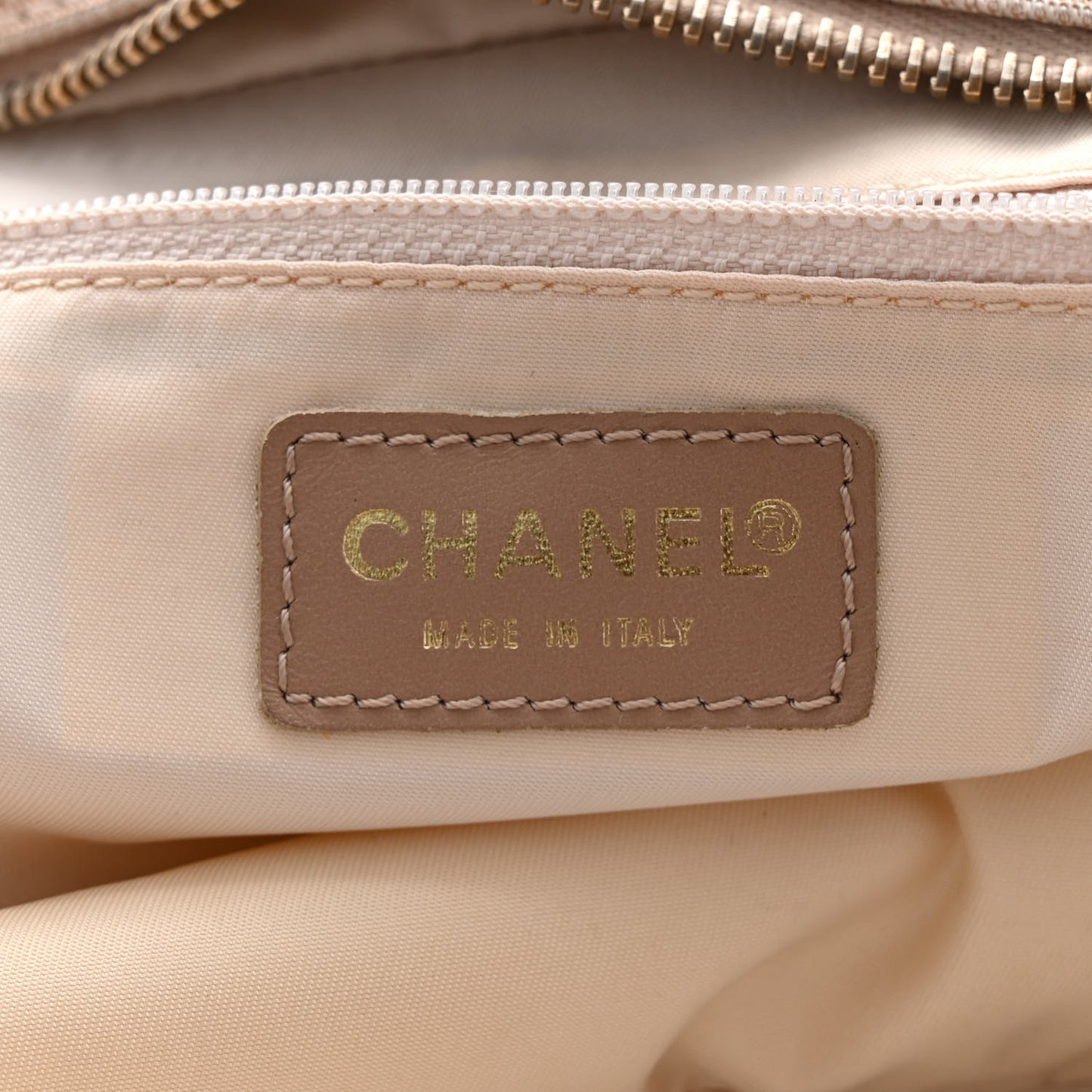Nylon Travel Bowler Beige