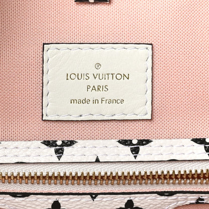 Louis Vuitton Monogram Giant Neverfull MM Rouge 7 of 11