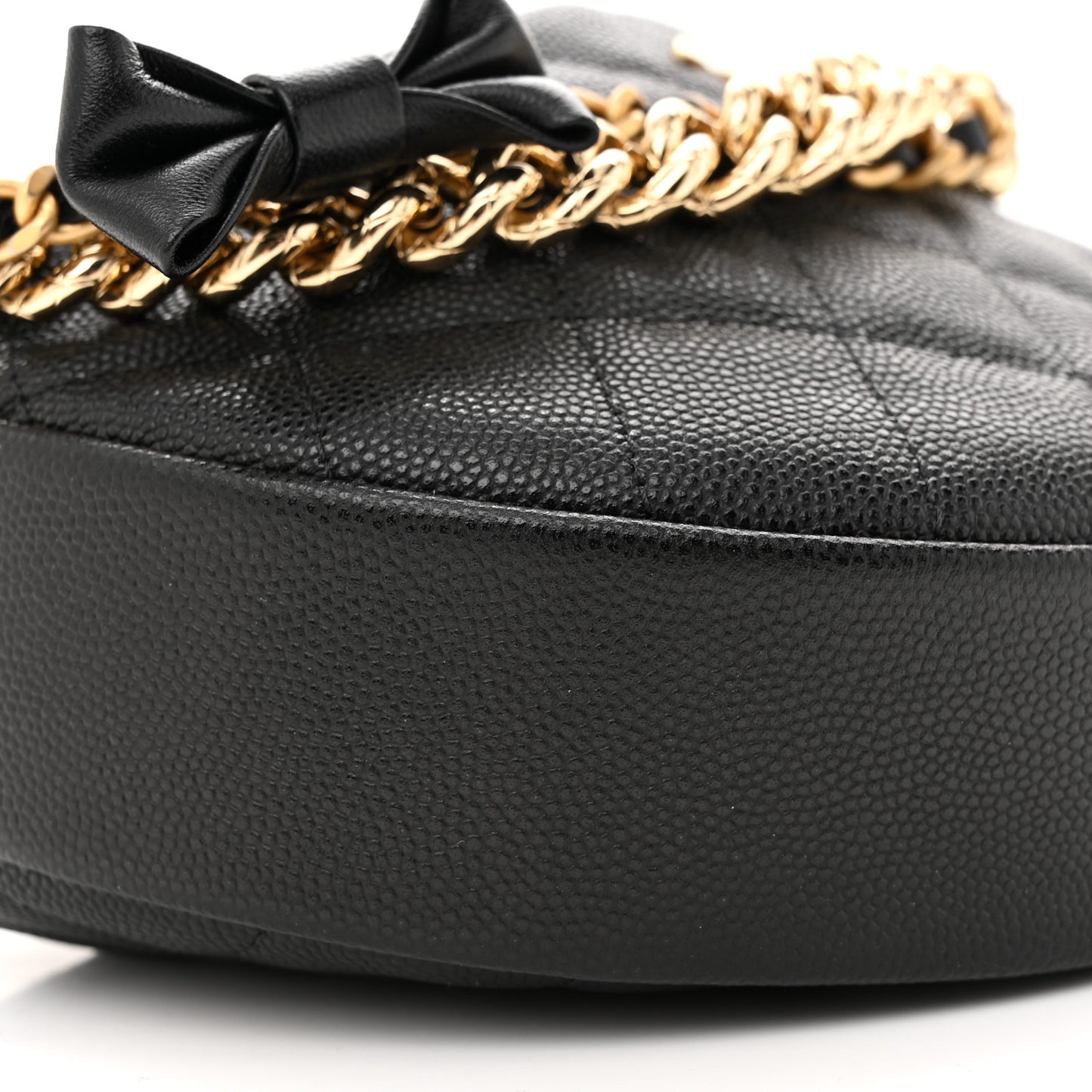 Shiny Caviar Quilted Bow Pouch Hobo Black